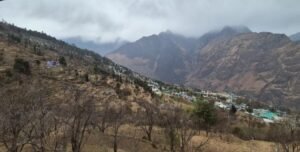 पहाड़ों में फिर बदला मौसम का मिजाज