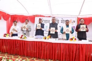 कृषि मंत्री गणेश जोशी ने रेशम कृषि मेले का किया शुभारंभ, बोले – गढ़वाल और कुमाऊं में होगा एक- एक सिल्क पार्क का निर्माण